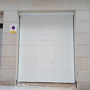 puerta-seccional-ral-9016-03-01